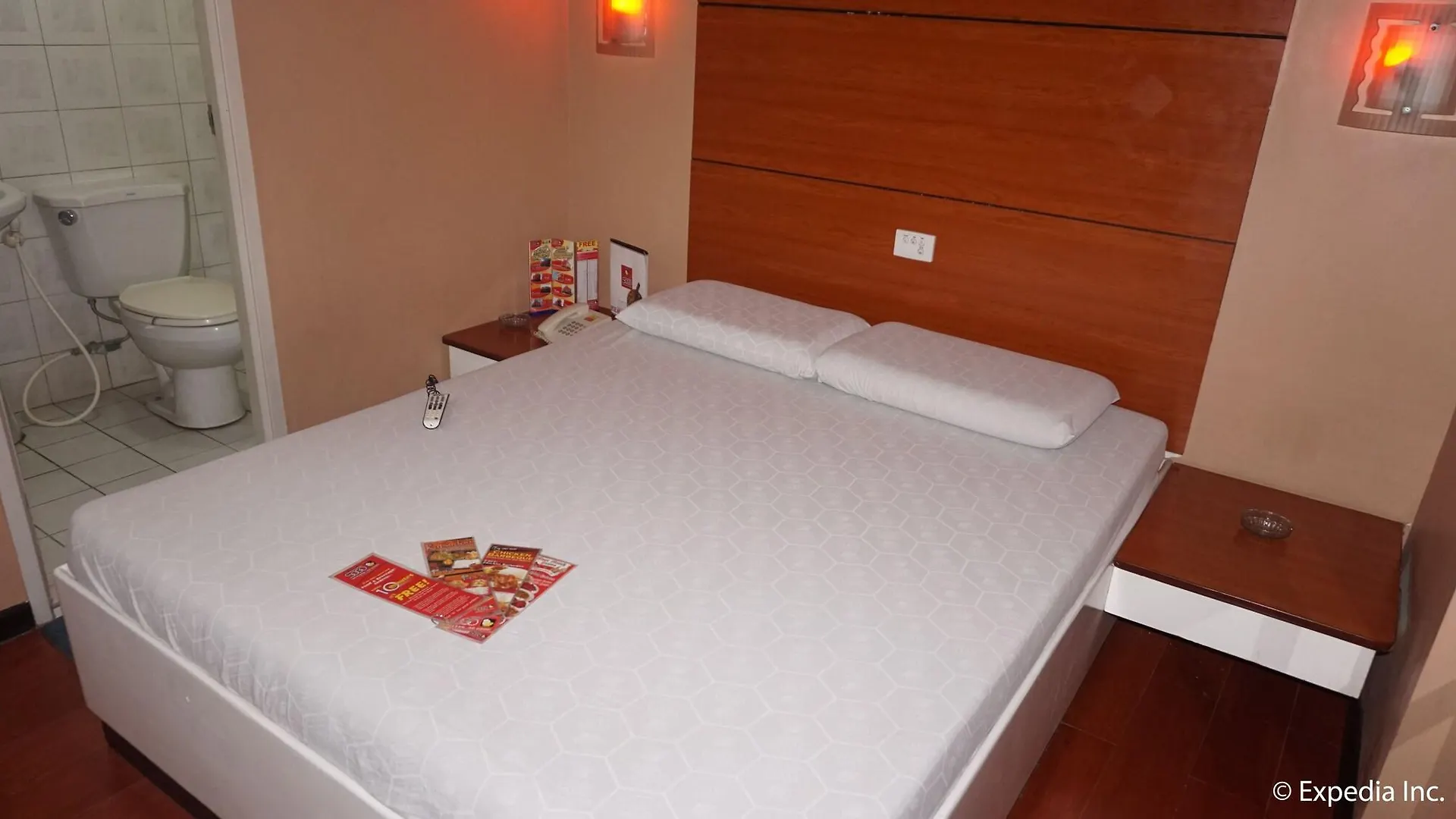 אנגלס Hotel Sogo - Dau, Pampanga 2*,  הפיליפינים